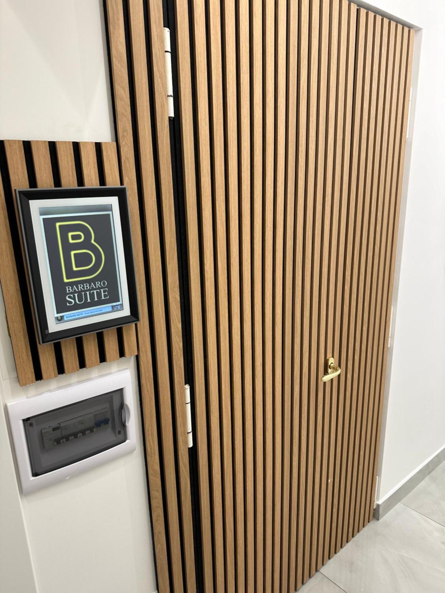 Barbaro Suite & Apartment Neapol Zewnętrze zdjęcie