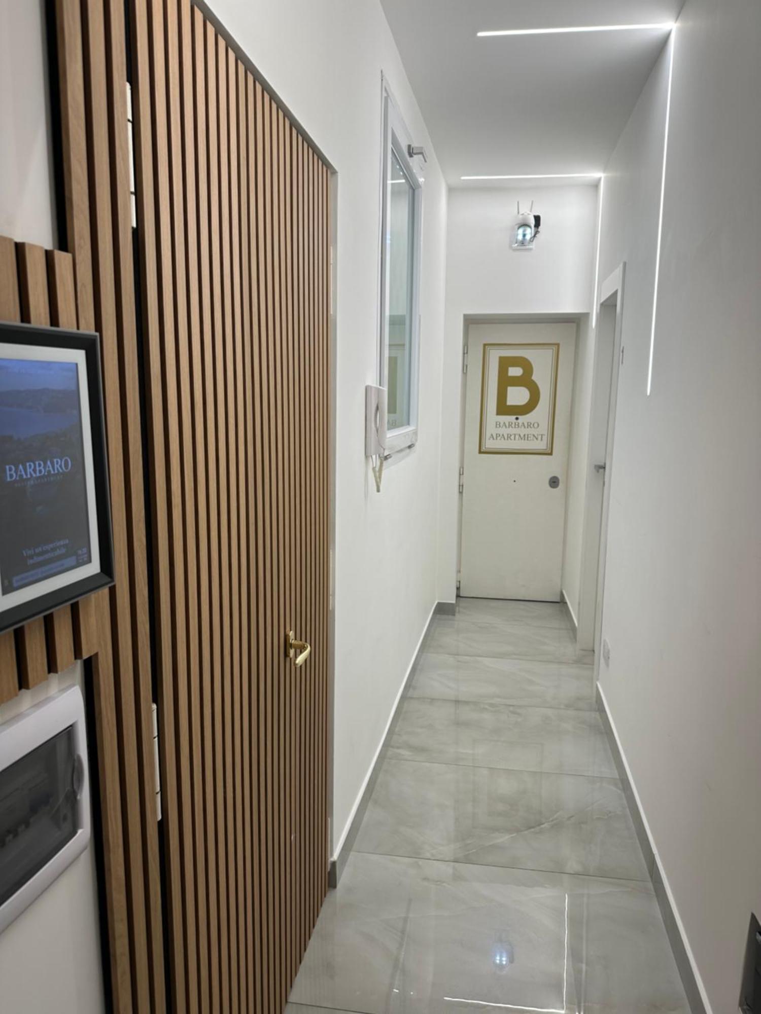 Barbaro Suite & Apartment Neapol Zewnętrze zdjęcie